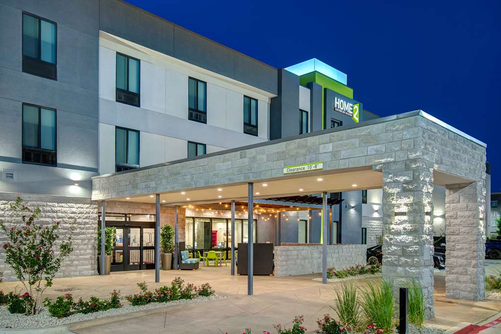 Home2 Suites by Hilton Burleson — photo 1