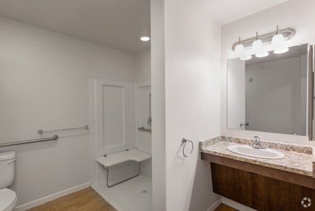 Vista Rose I and II Senior Housing — photo 5