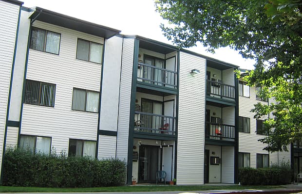 Franklin Grove Apartments — photo 1