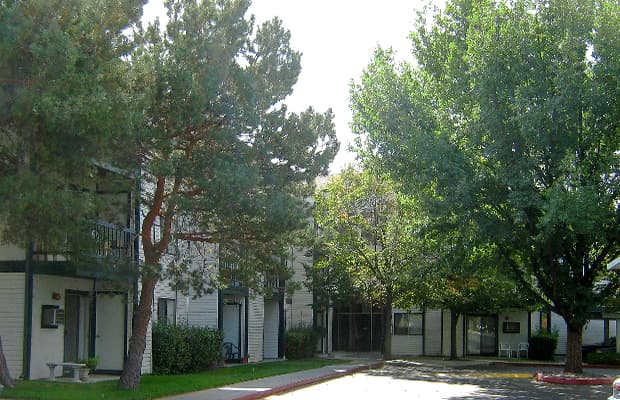Franklin Grove Apartments — photo 2