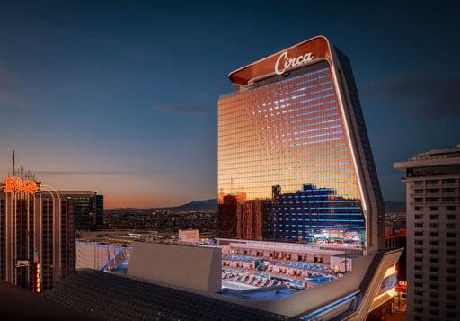 Circa Resort & Casino — photo 5
