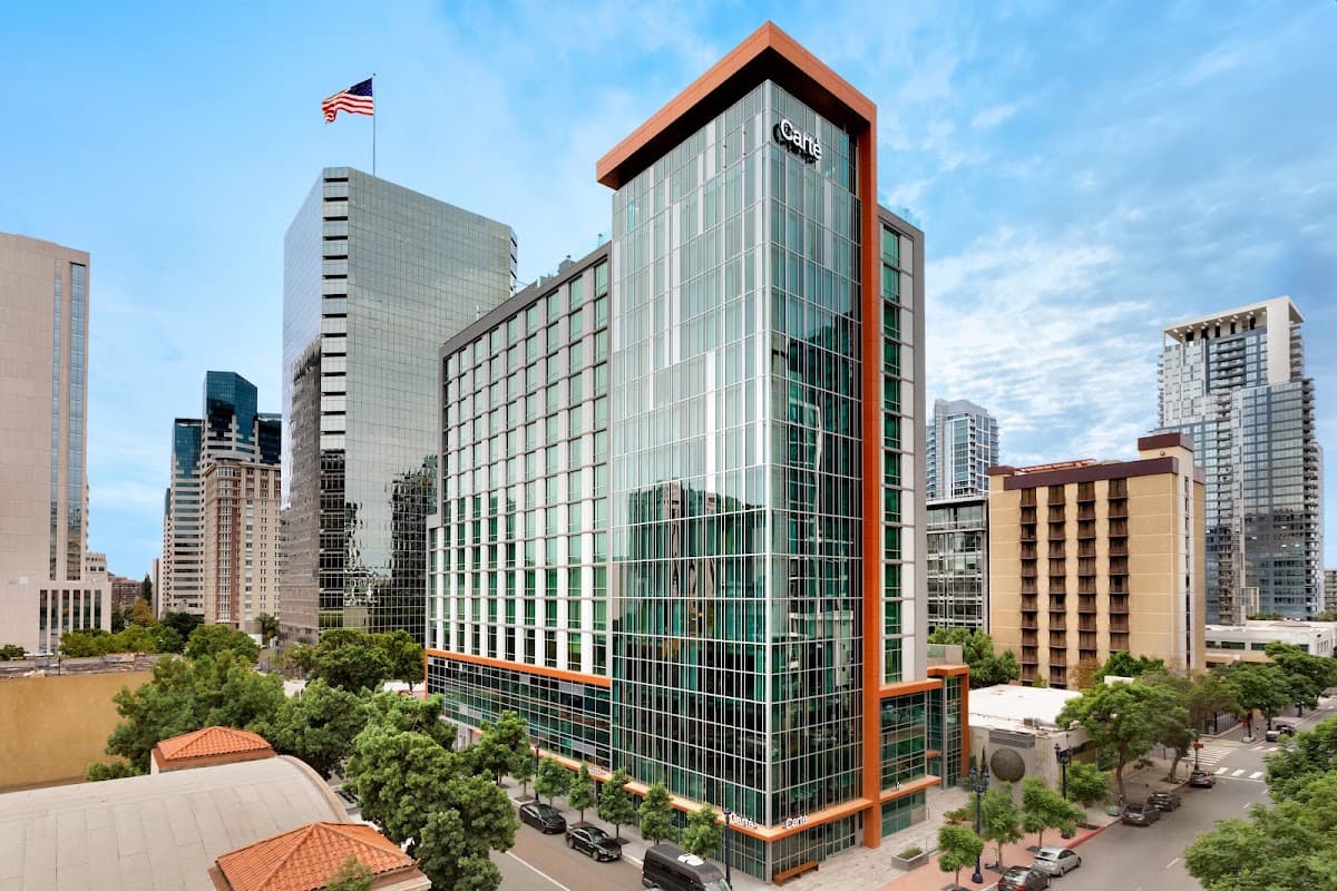 Carte Hotel San Diego Downtown, Curio Collection by Hilton — photo 1