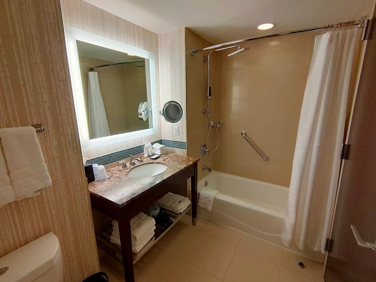 The Westin Jersey City Newport — photo 4