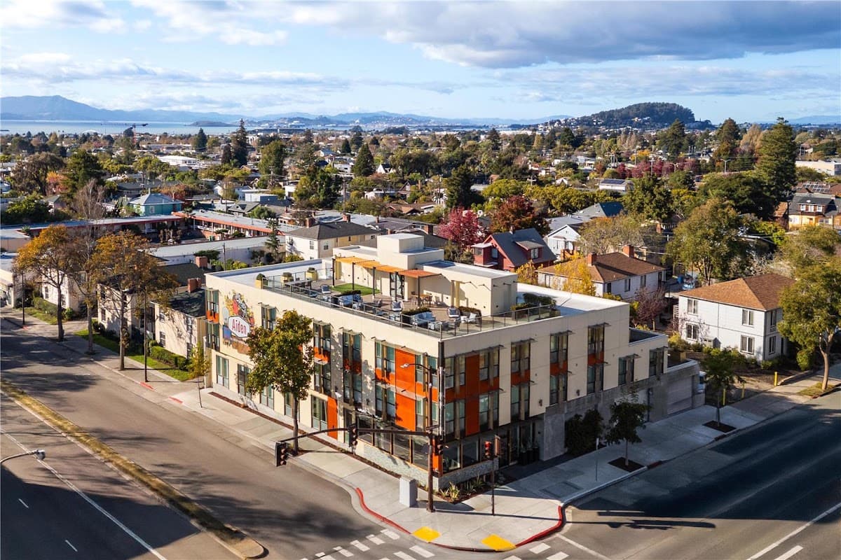 Aiden by Best Western Berkeley — photo 1