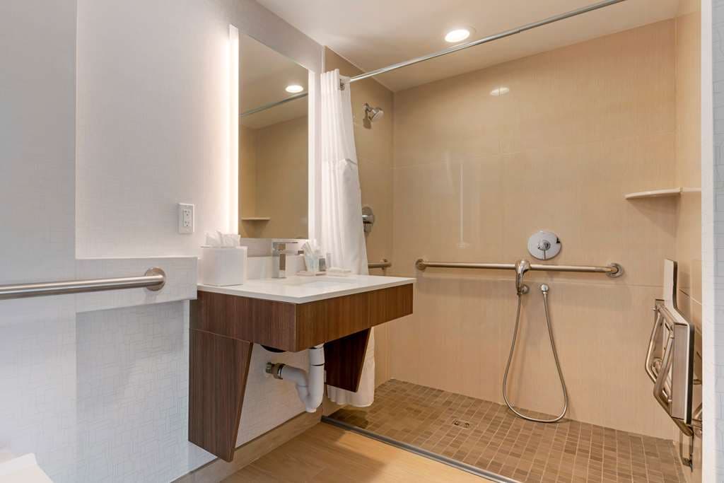 Aiden by Best Western Berkeley — photo 3