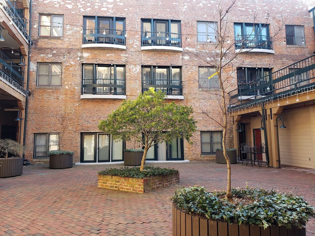 Lofts At Greensborough Court