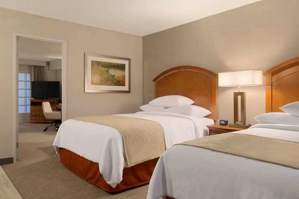 Embassy Suites by Hilton El Paso — photo 2