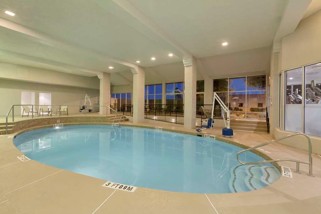 Embassy Suites by Hilton El Paso — photo 3