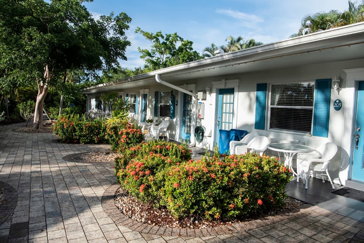 Marco Island Lakeside Inn — photo 5
