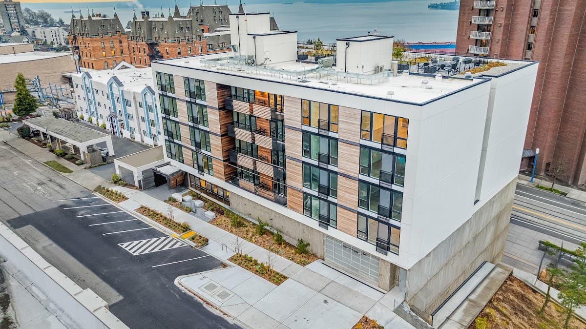 23 North Broadway Apartments — photo 3
