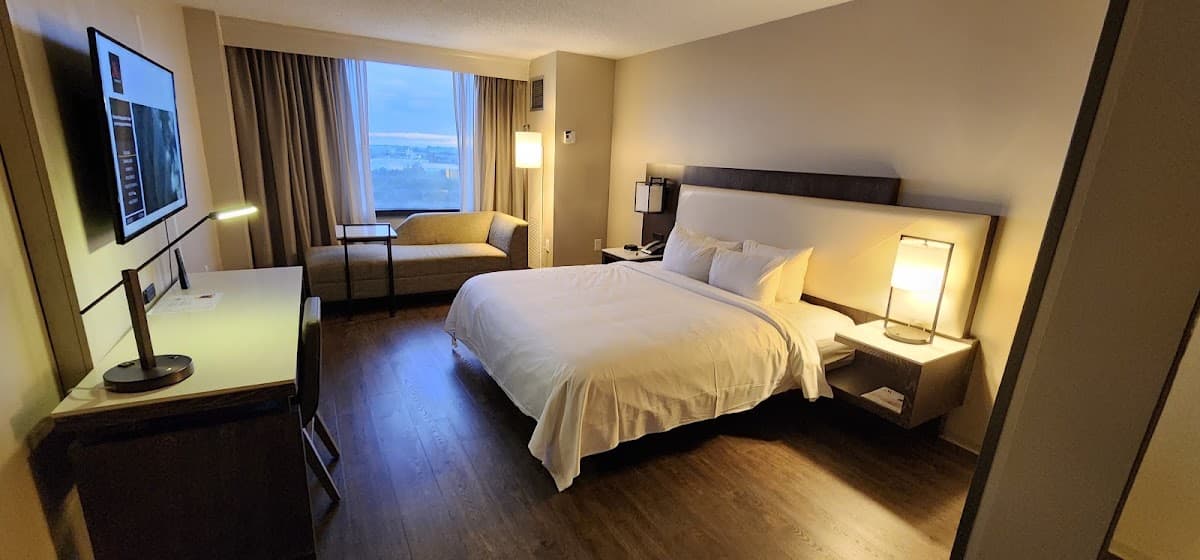 Atlanta Airport Marriott — photo 2