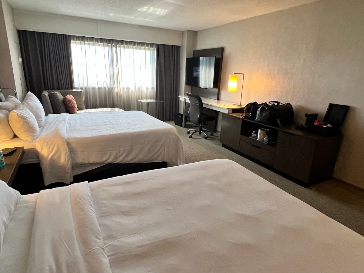 Teaneck Marriott at Glenpointe — photo 4