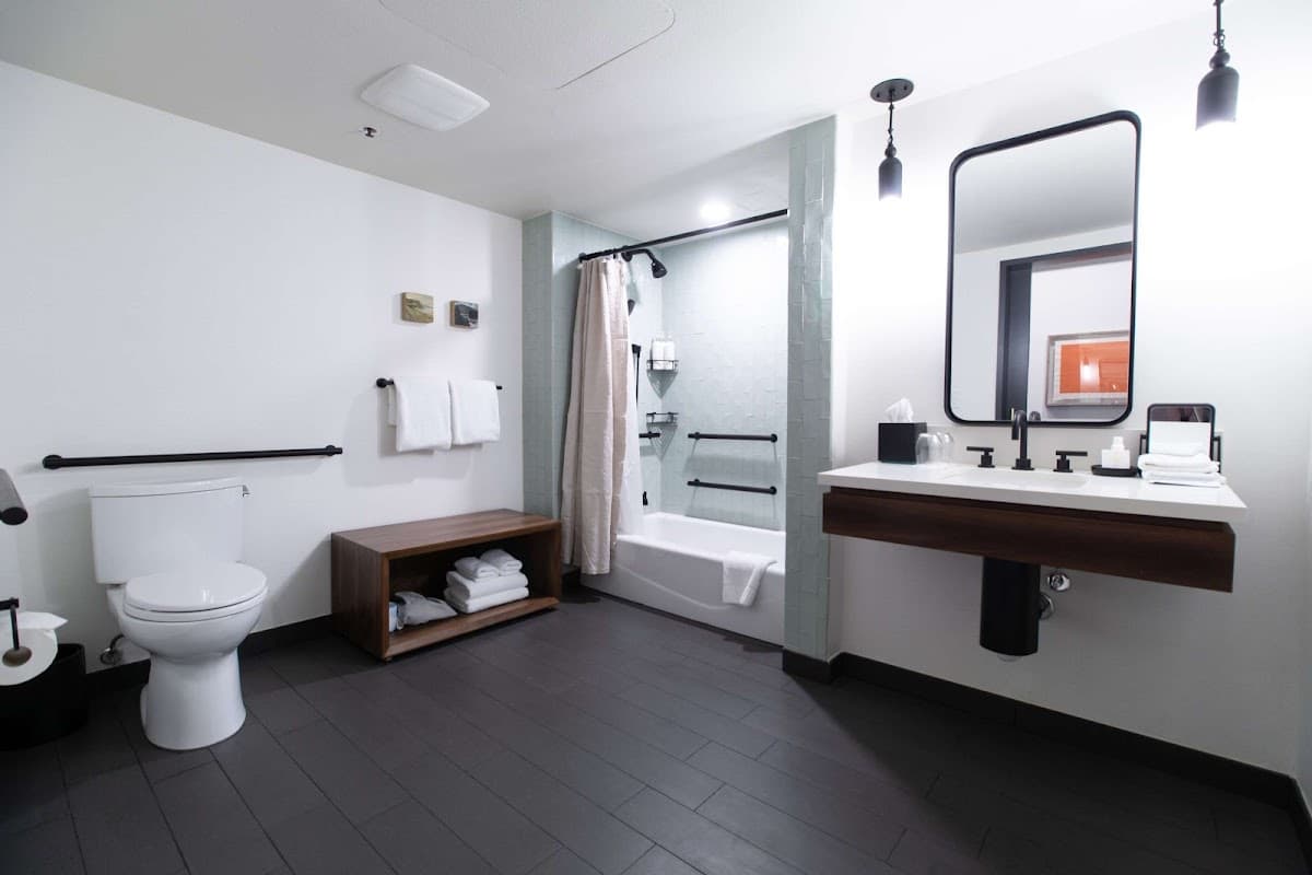 The Alexis Royal Sonesta Hotel Seattle — photo 3