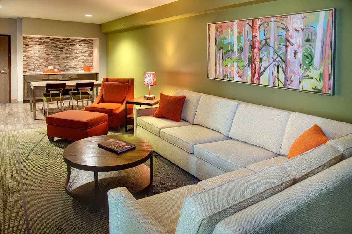 Hotel Indigo Traverse City by IHG — photo 4