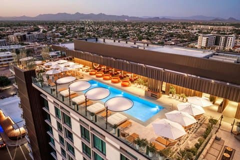 The REMI., Scottsdale, Autograph Collection — photo 1