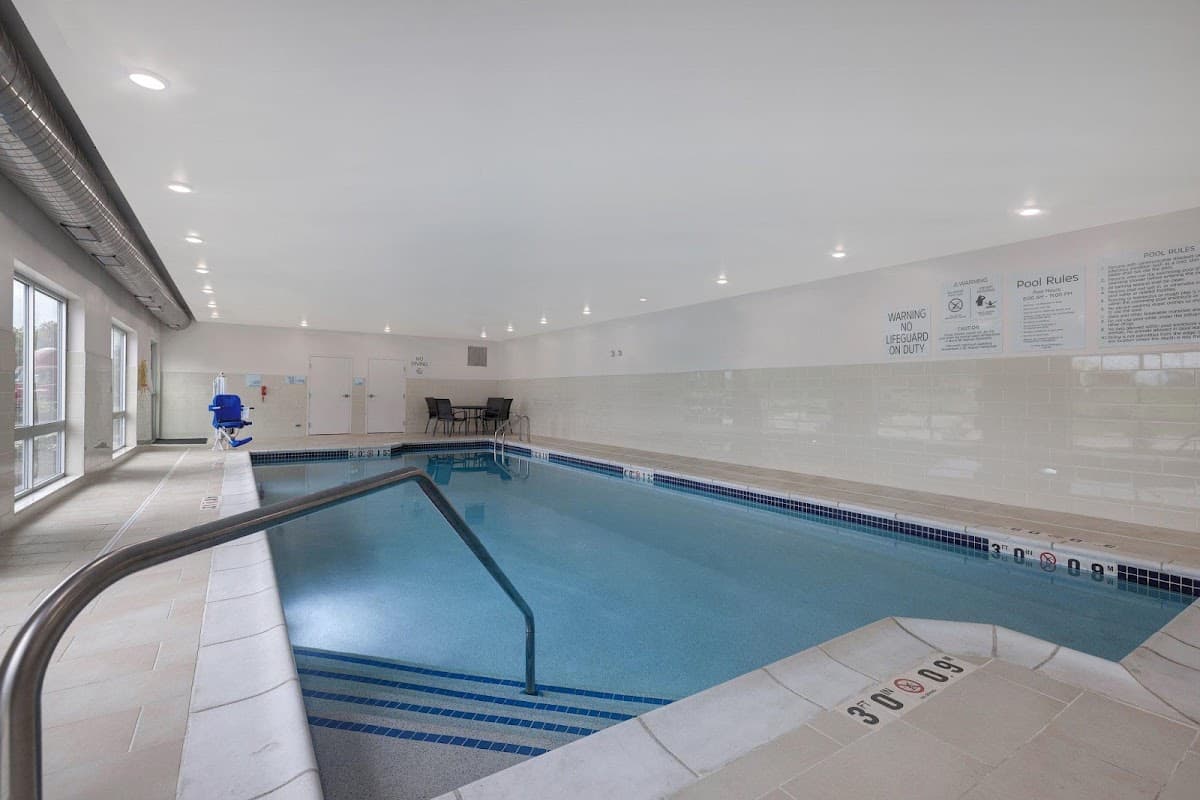 Holiday Inn Express & Suites Brighton by IHG — photo 3