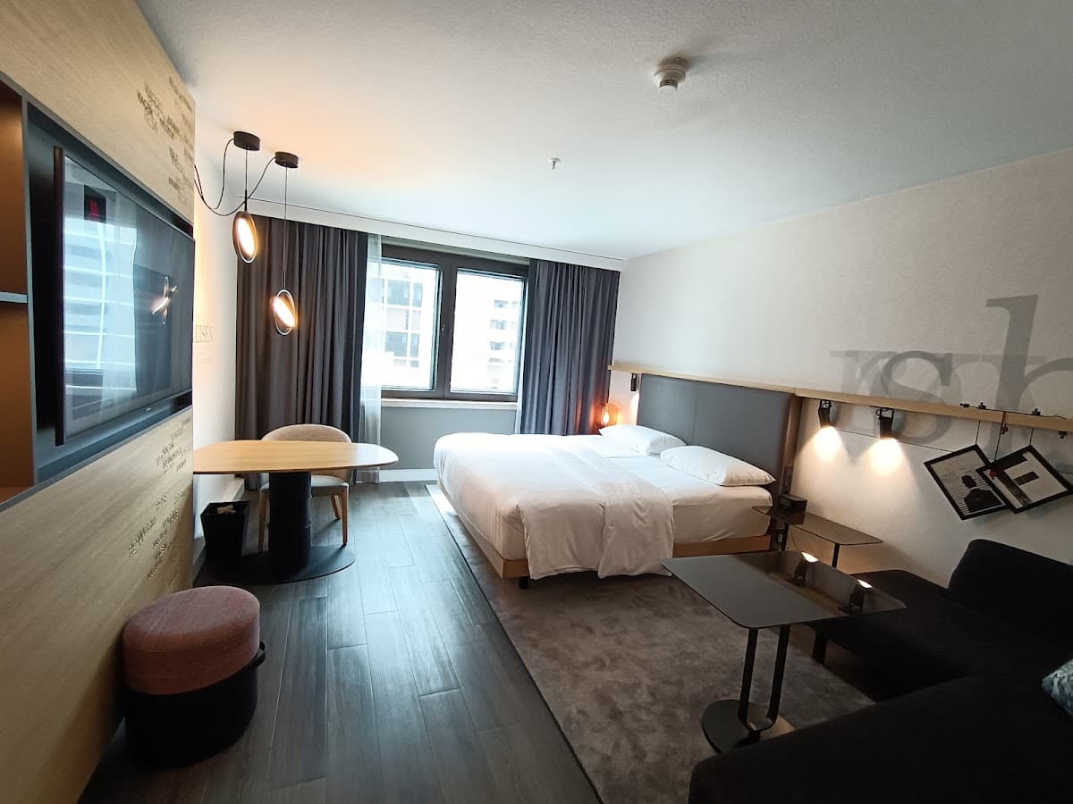 Frankfurt Airport Marriott Hotel — photo 2