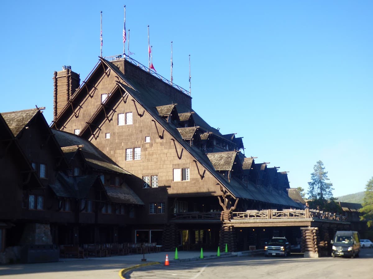 Old Faithful Lodge — photo 5