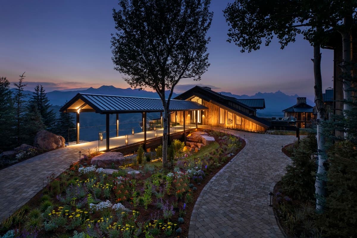 Hotel Yellowstone at Jackson Hole — photo 1