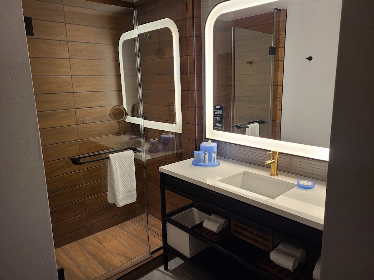 Sable at Navy Pier Chicago, Curio Collection by Hilton — photo 4
