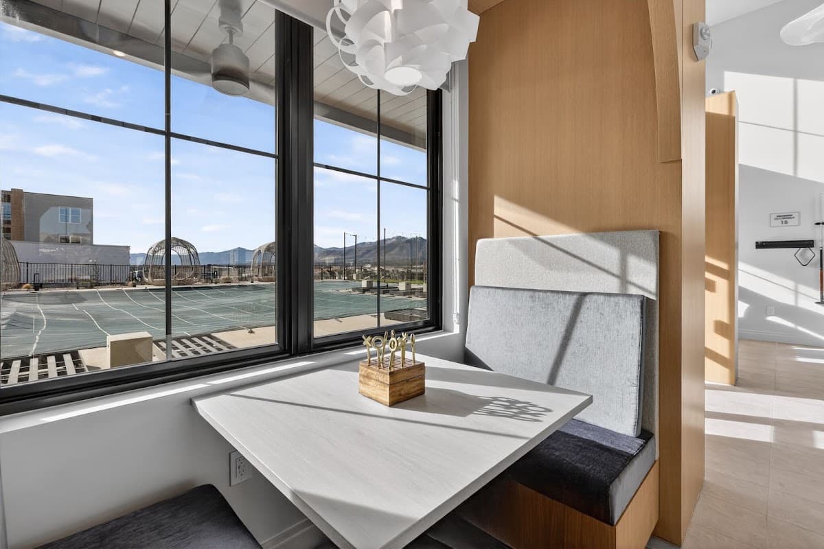 Switch Luxury Apartments — photo 5