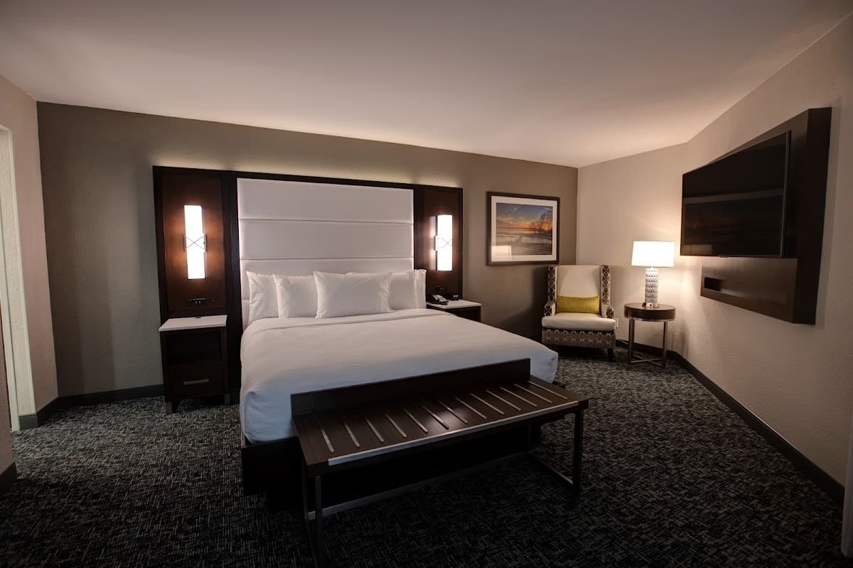 Embassy Suites by Hilton Oklahoma City Northwest — photo 2