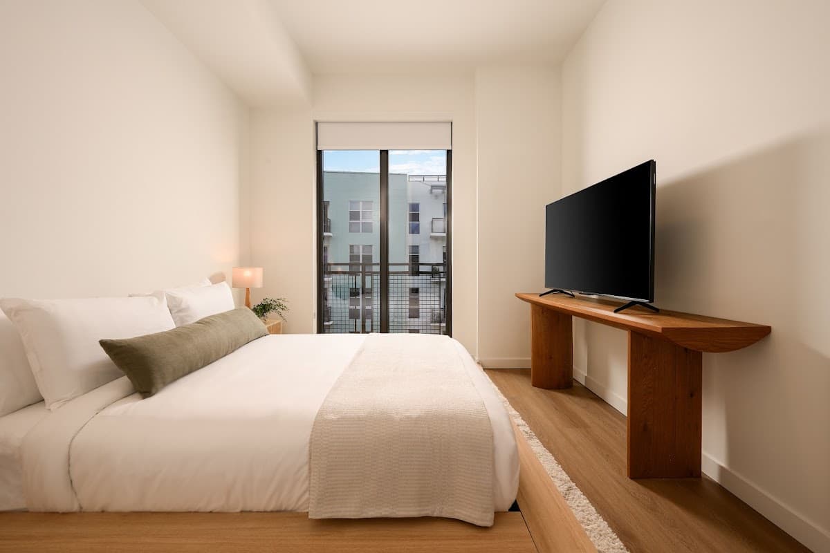 Sense28 Edgewater, an AvantStay Hotel — photo 2