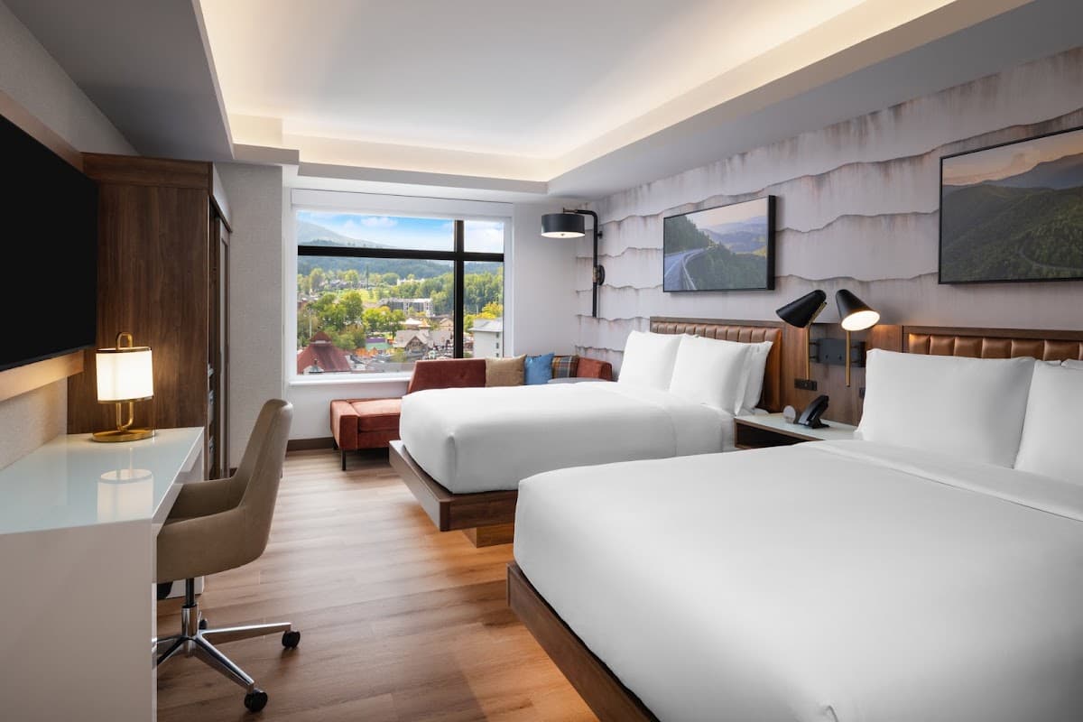 Hotel Indigo Gatlinburg by IHG — photo 2