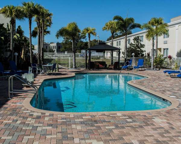 Quality Inn & Suites Tampa near Fairgrounds and Casino — photo 3
