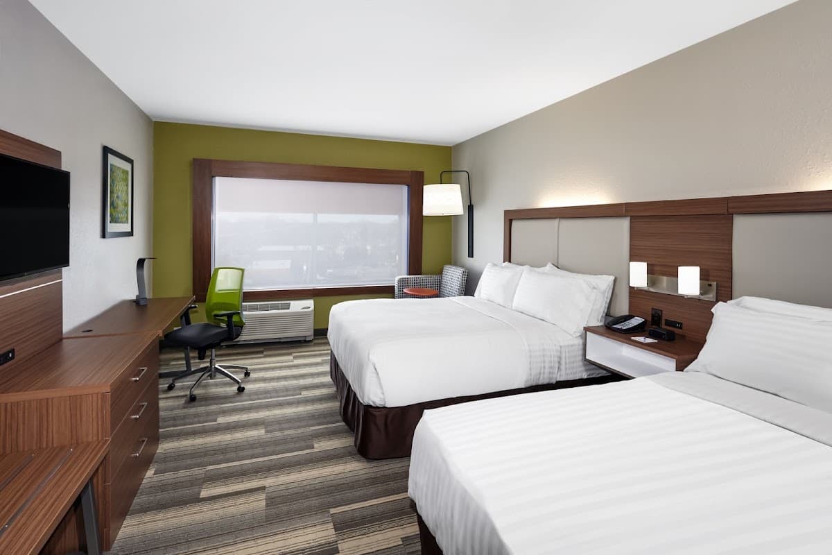 Holiday Inn Express & Suites Chicago North Shore - Niles by IHG — photo 2