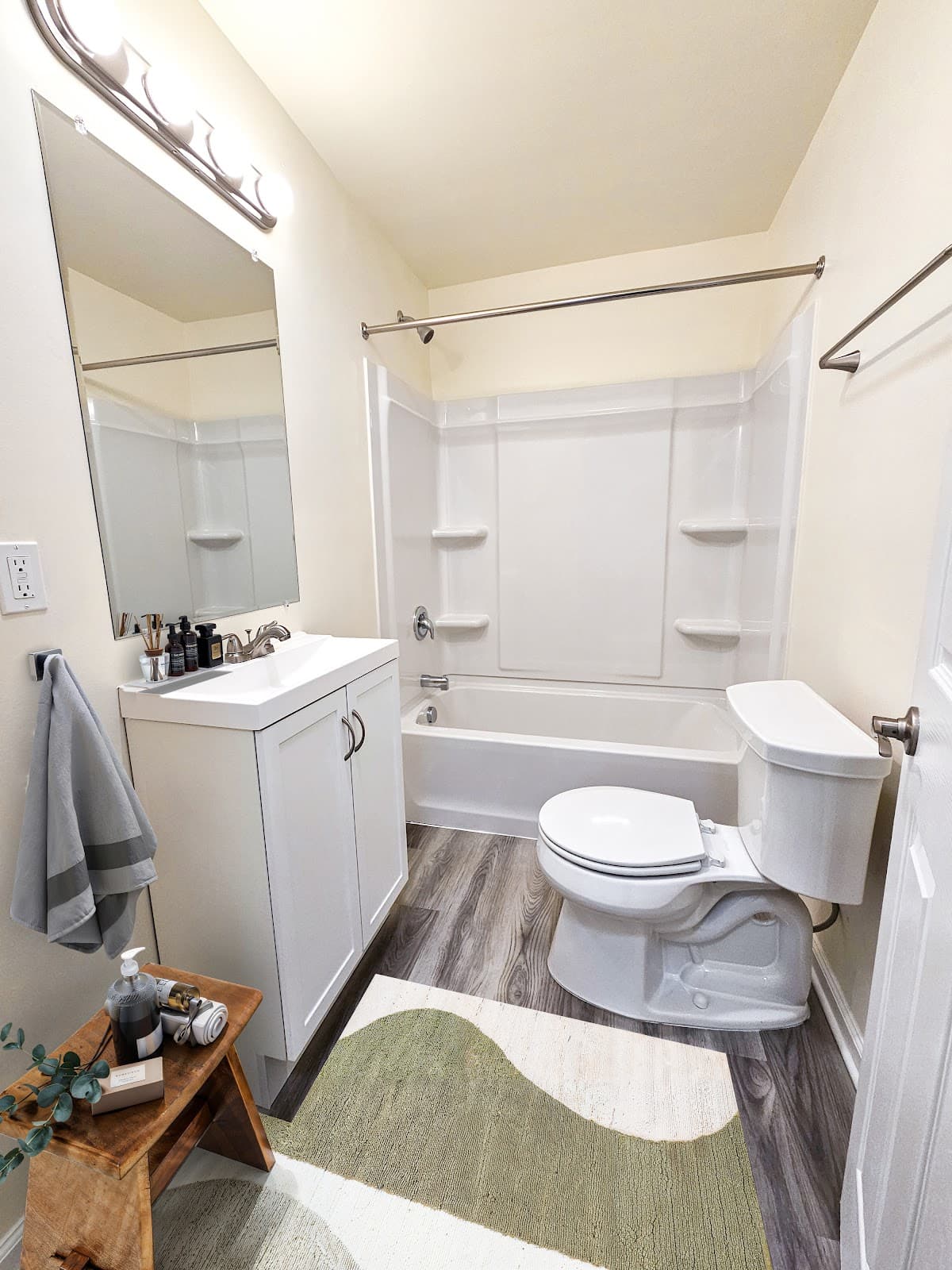 Cherry Hill Apartments — photo 5