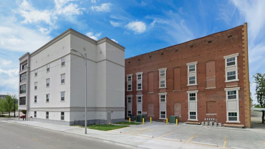 Market Street Apartments — photo 1