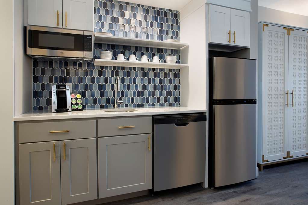 Fenwick Shores, Tapestry Collection by Hilton — photo 5