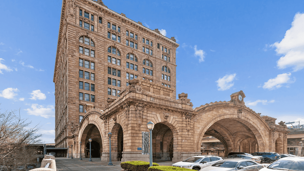 Placemakr Downtown Pittsburgh — photo 1