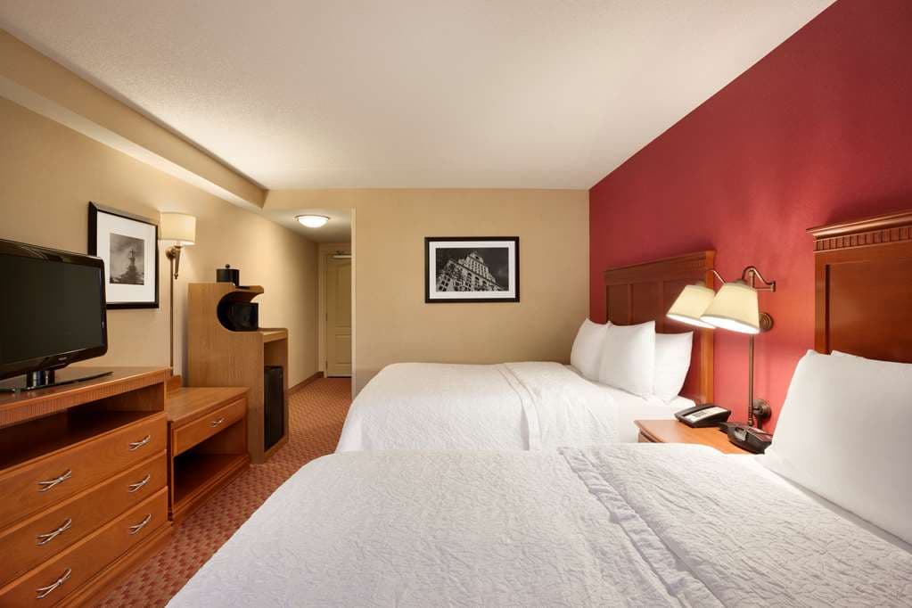 Hampton Inn & Suites Hartford/East Hartford — photo 2