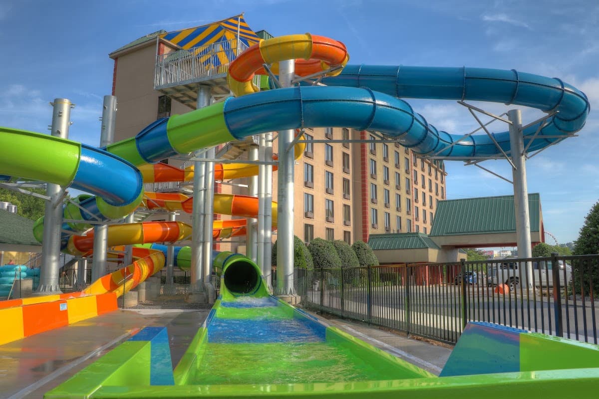 Country Cascades Waterpark Resort — photo 1
