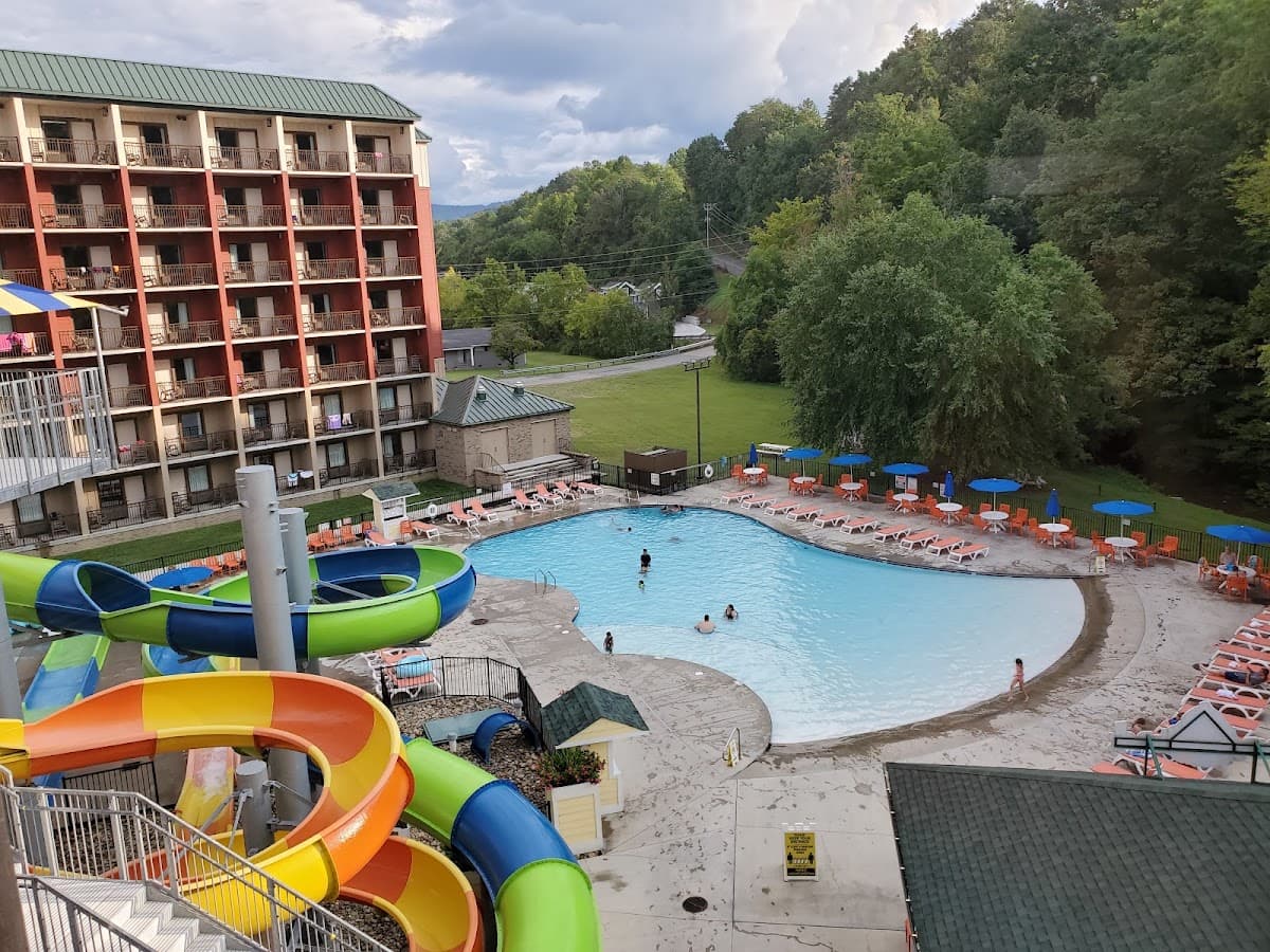 Country Cascades Waterpark Resort — photo 3