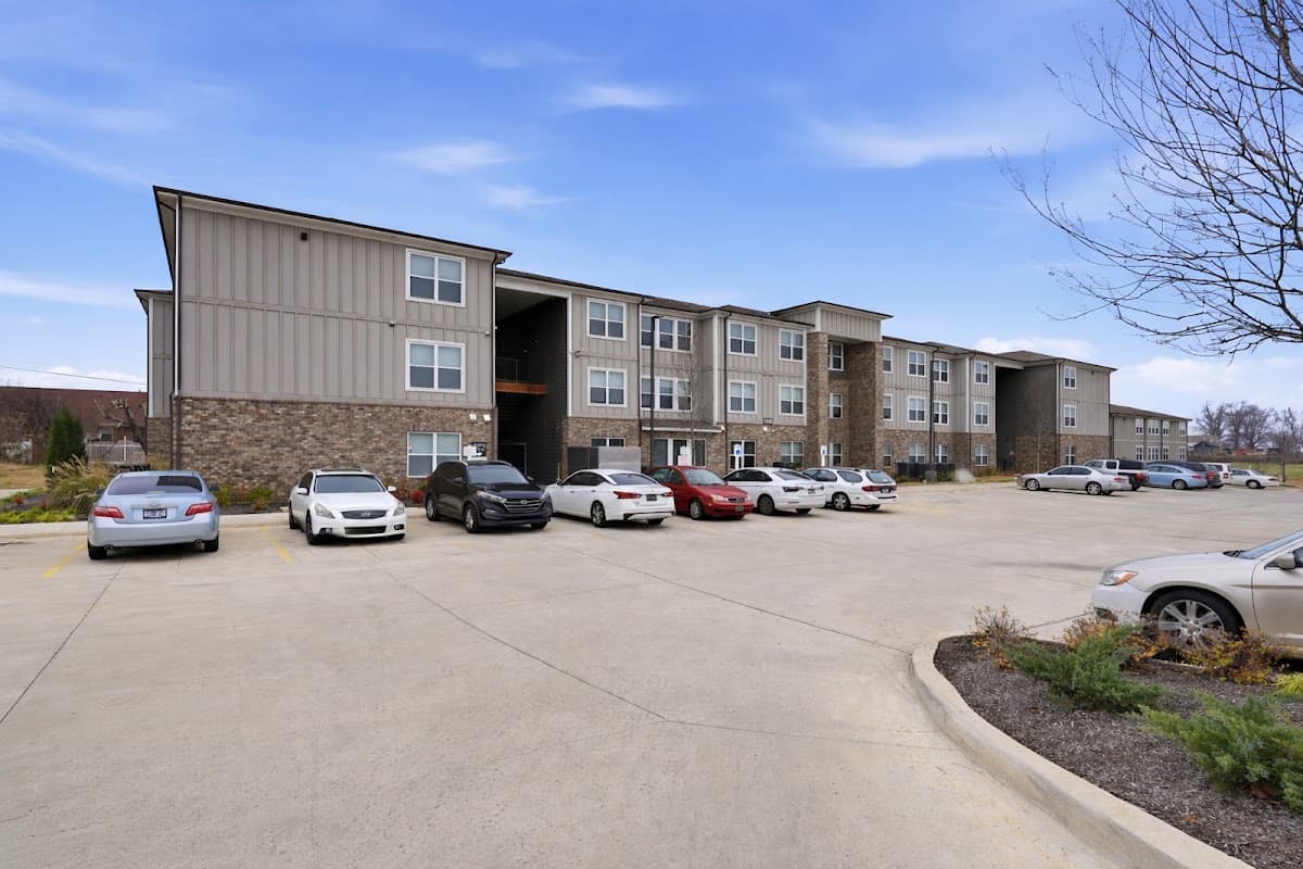 Flats at Mooreland — photo 3