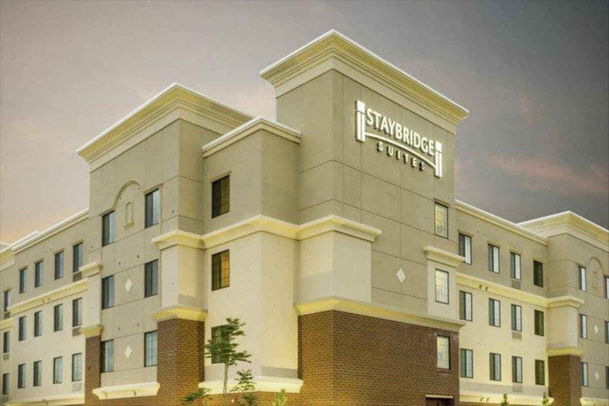 Staybridge Suites Irvine - John Wayne Airport by IHG — photo 1