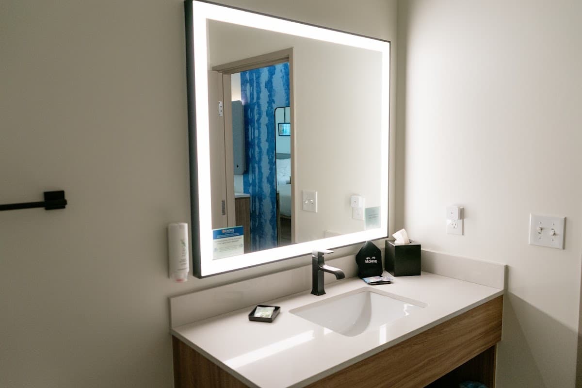 Sleep Inn & Suites Savannah Tennessee Riverfront — photo 4