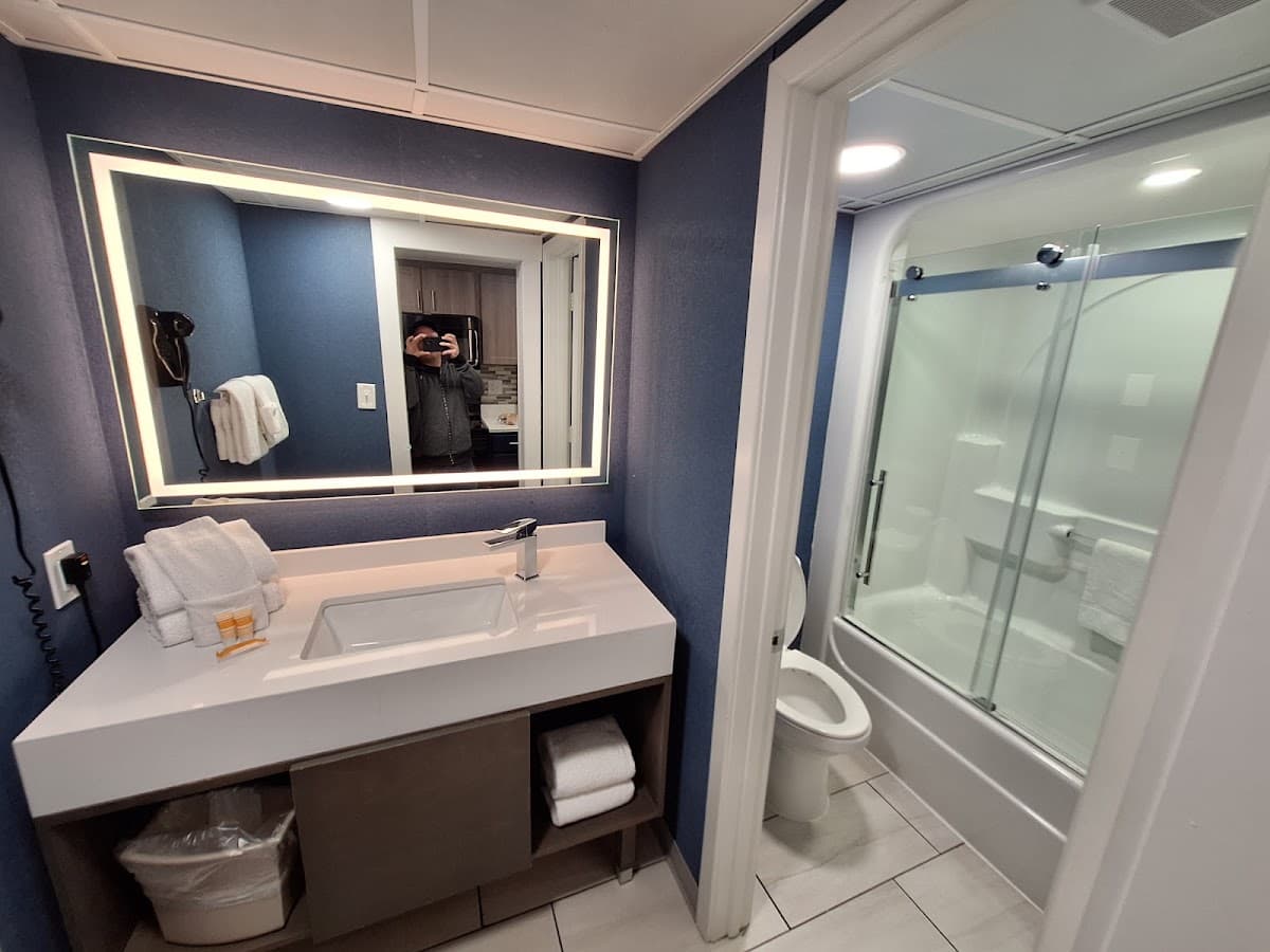 Captain's Quarters Resort — photo 5