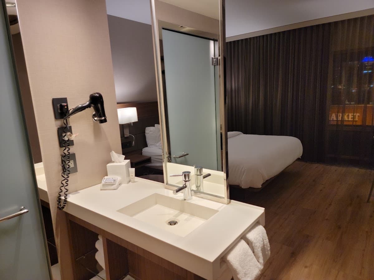 AC Hotel Kansas City Plaza — photo 3