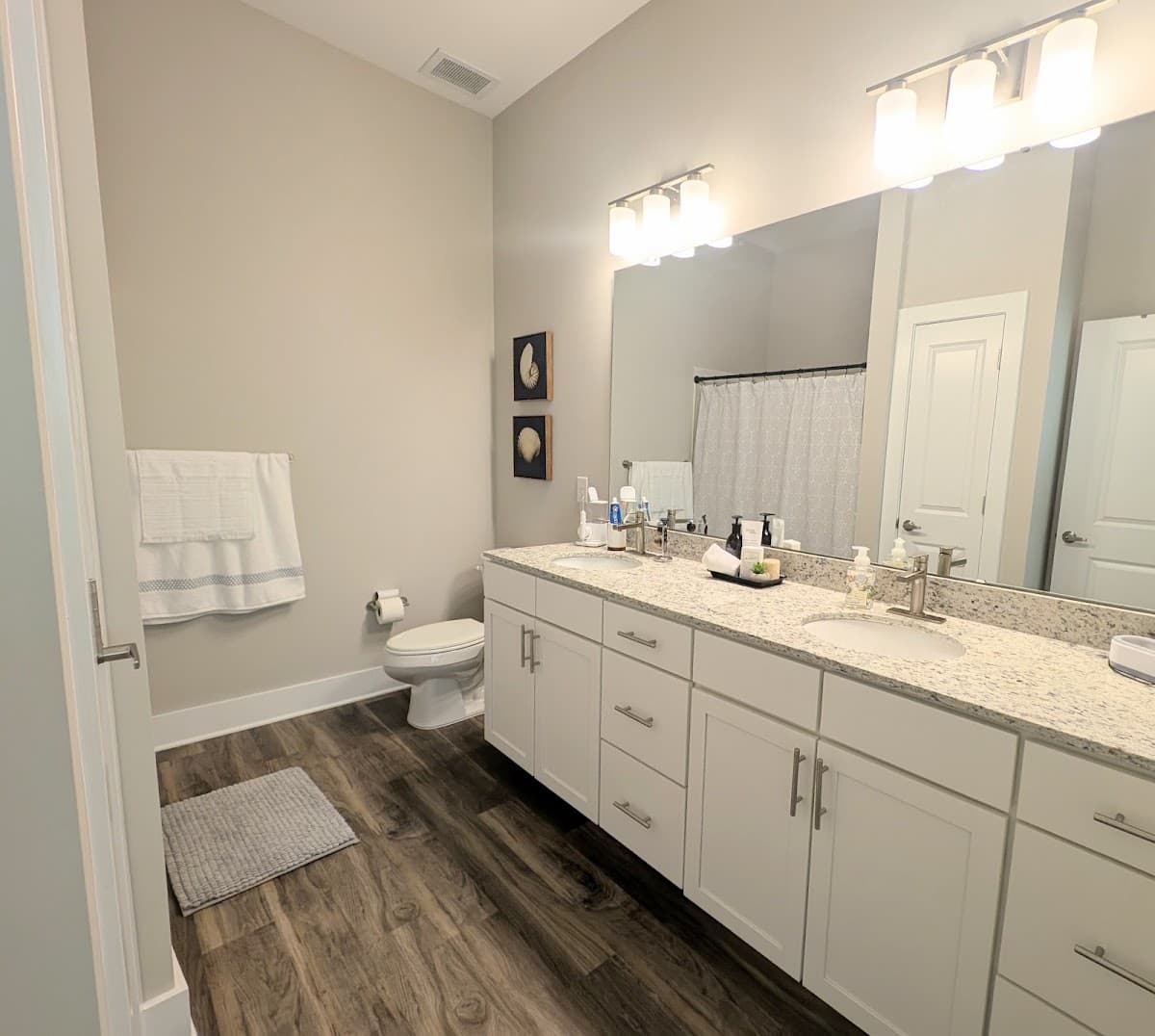 Abberly Alston Apartment Homes and Townhomes — photo 5