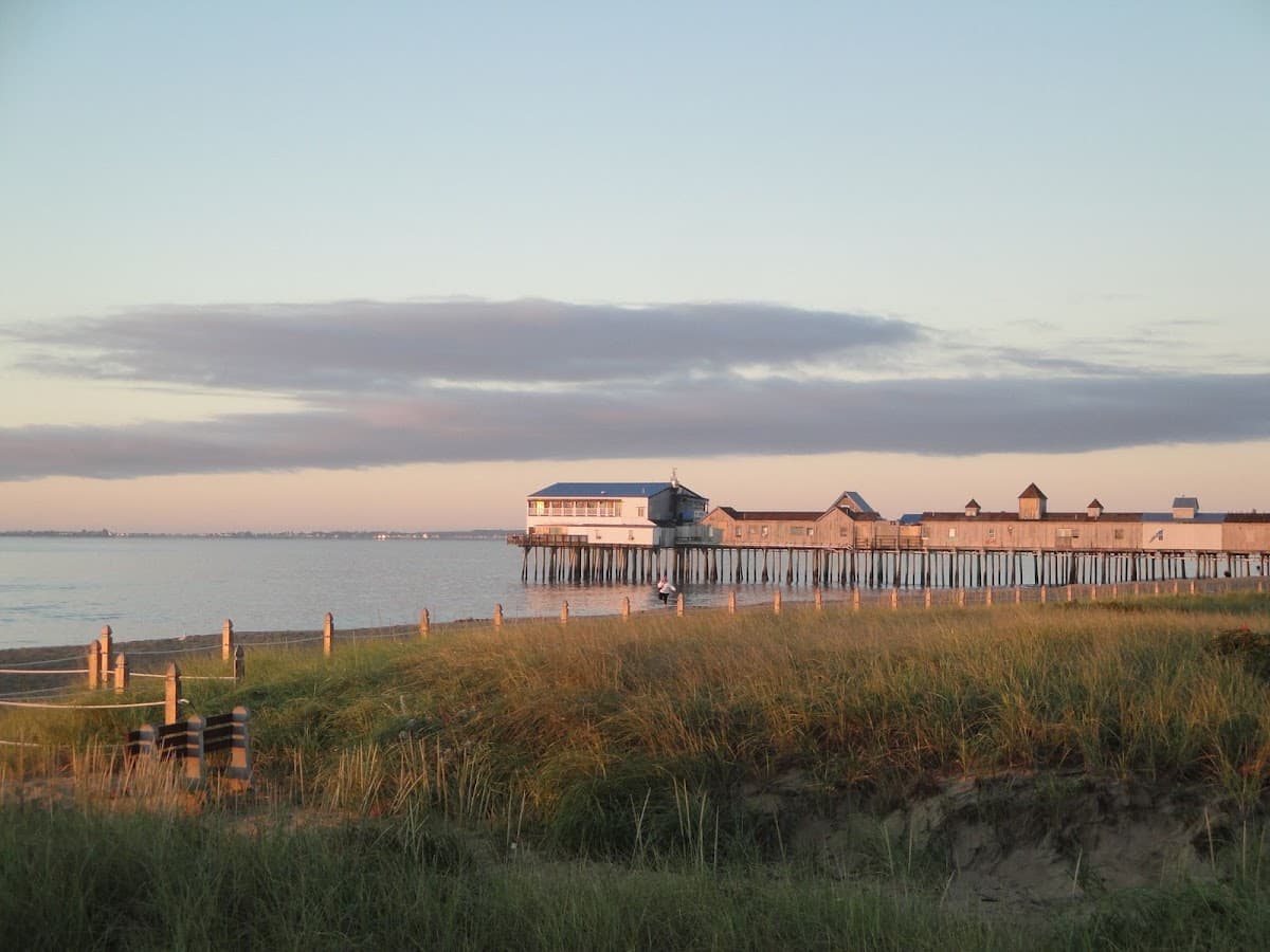 Skylark Beach Inn — photo 2