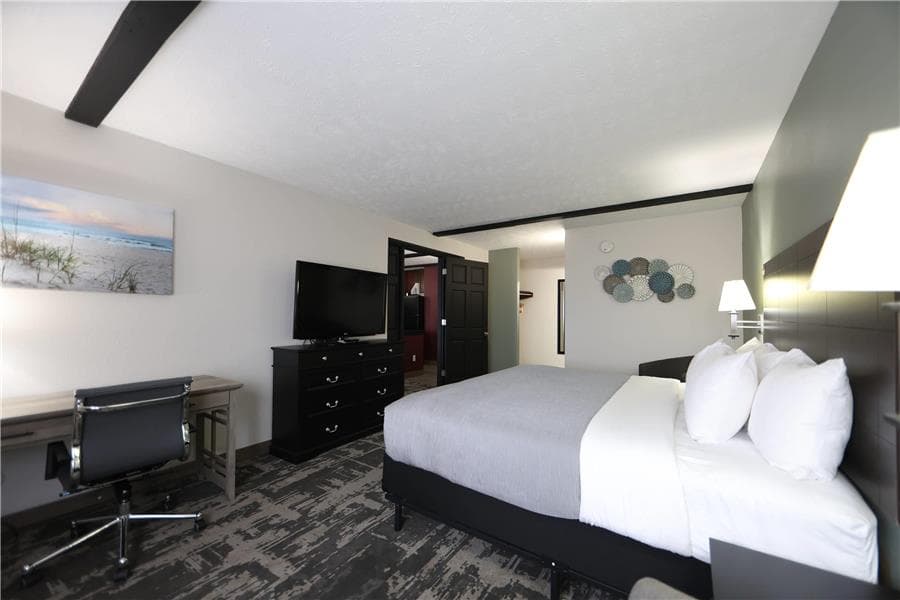 Quality Inn & Suites Mattoon South — photo 3