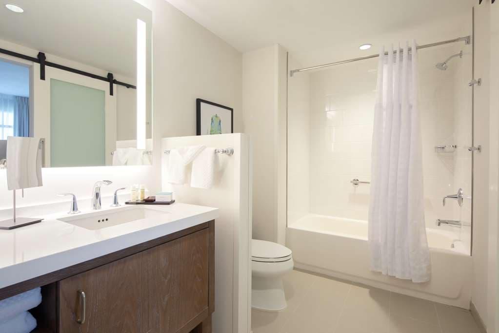 Embassy Suites by Hilton St Augustine Beach Oceanfront Resort — photo 4