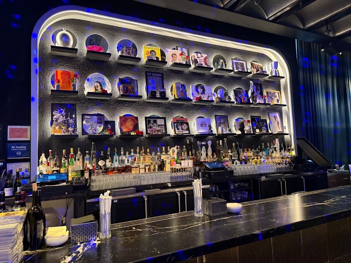 Moxy NYC Lower East Side — photo 4