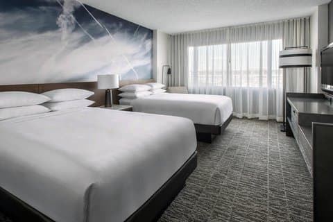 Newark Liberty International Airport Marriott — photo 2
