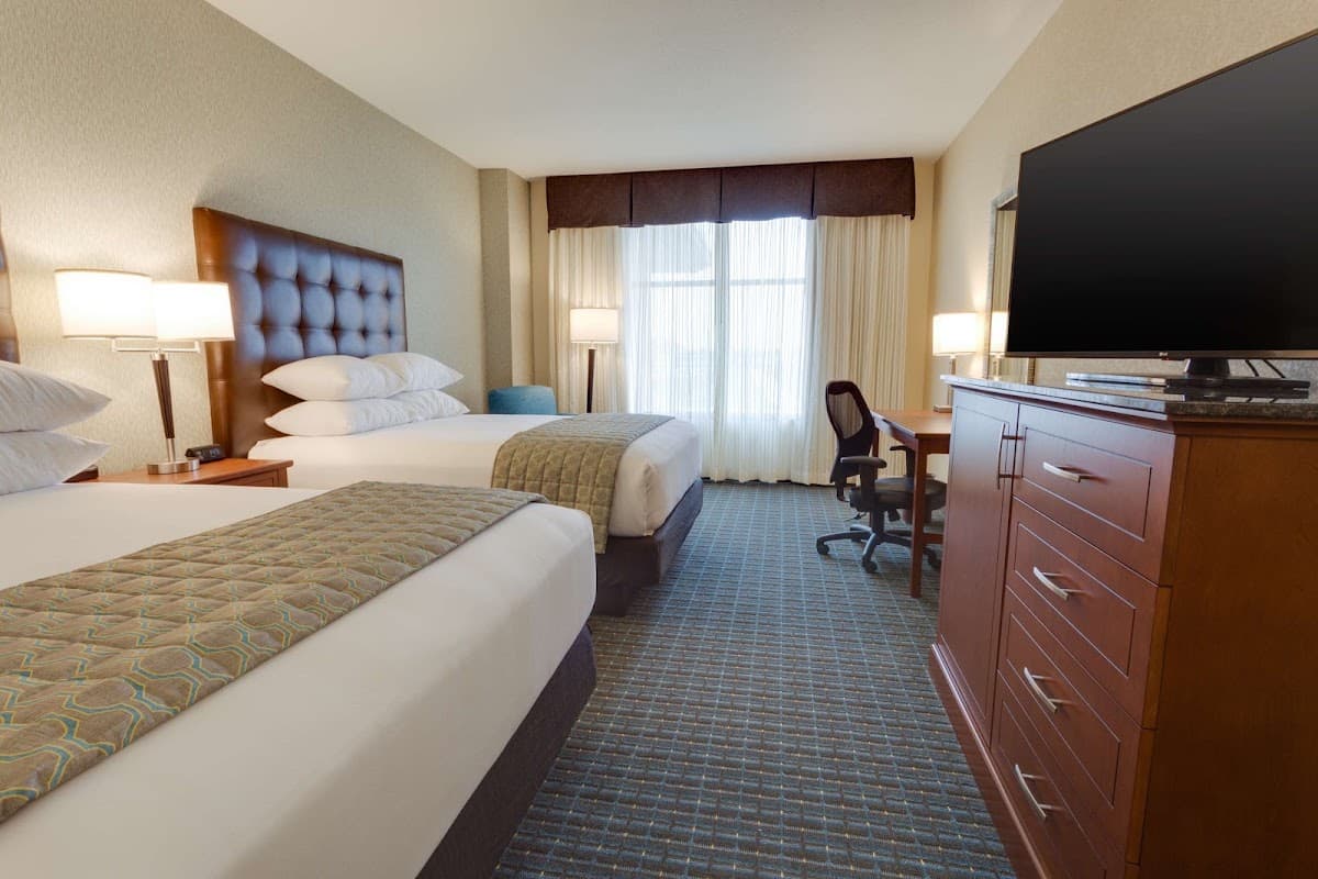Drury Plaza Hotel St. Louis St. Charles — photo 2