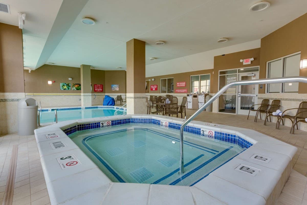 Drury Plaza Hotel St. Louis St. Charles — photo 3